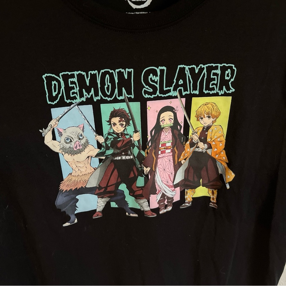 Demon Slayer Tshirt Size Medium